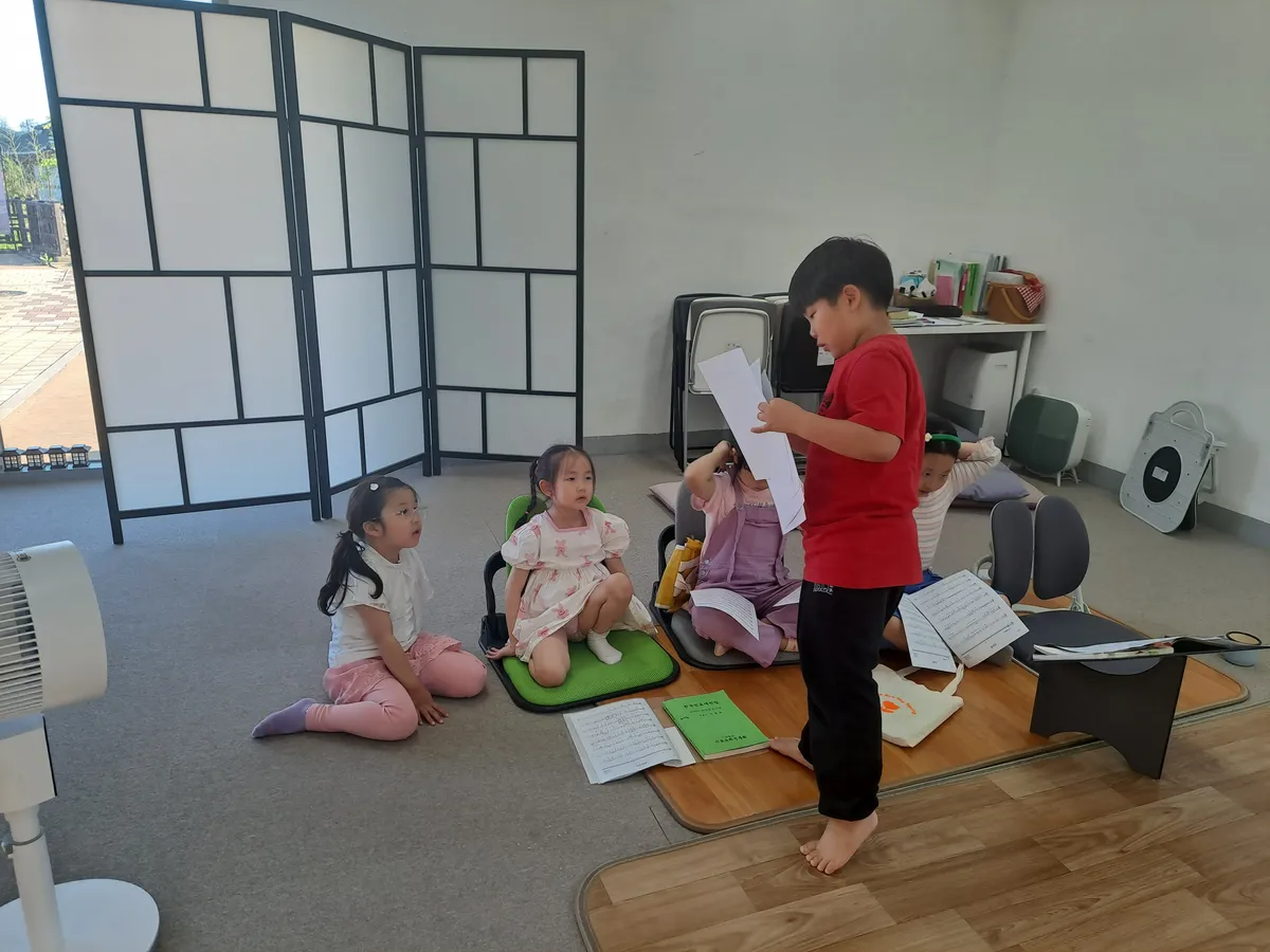 민요 복습 — 수업 녹음을 재생하며 따라 부르는 하루 10분 연습