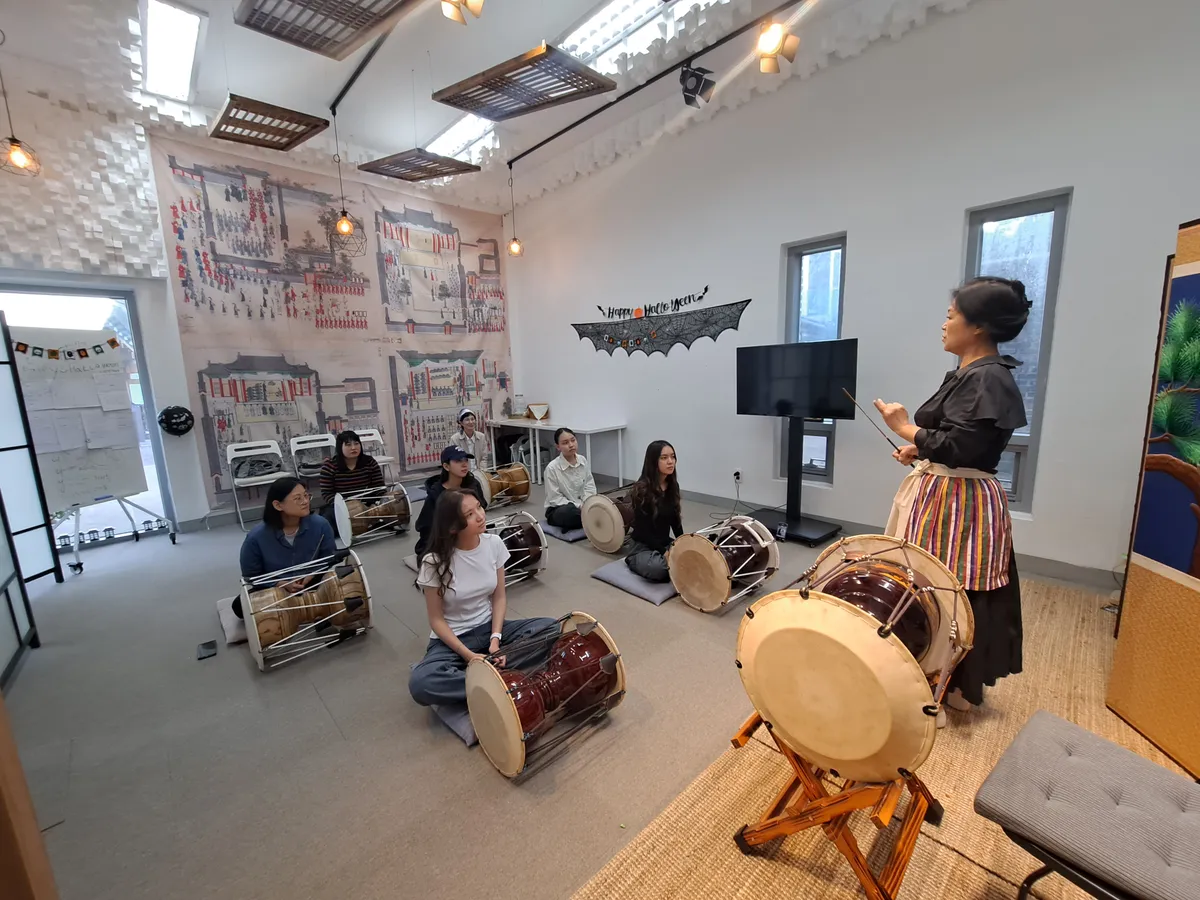 서도민요 입시 준비 — 실기곡을 연습하는 전공반 수업 장면